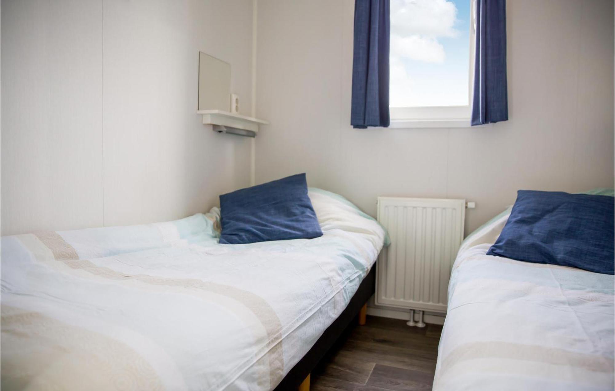 Cozy Home In Breukelen With Wifi Luaran gambar